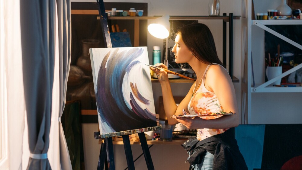 Work Stress relief ideas - woman painting